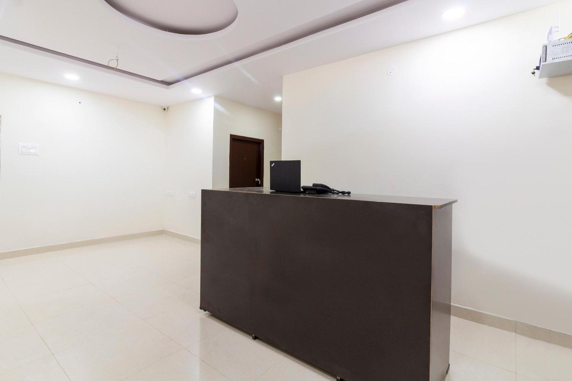 OYO 37427 Hotel Shannu Grand Secundurabad Exterior foto
